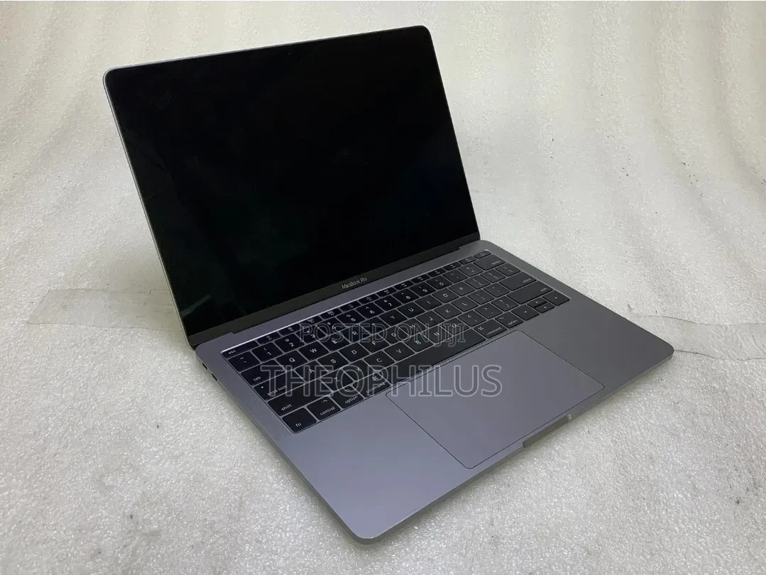 Laptop Apple MacBook Pro 2017 16GB Intel Core i5 SSD 256GB