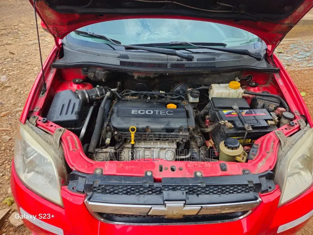 Chevrolet Aveo 2012 Red