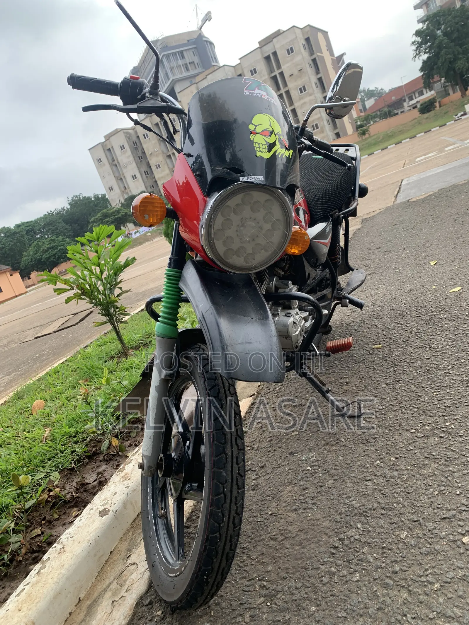 Royal Motorcycle 2020 Red