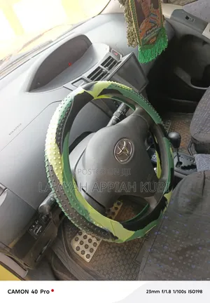 Toyota Vitz 2010 Yellow