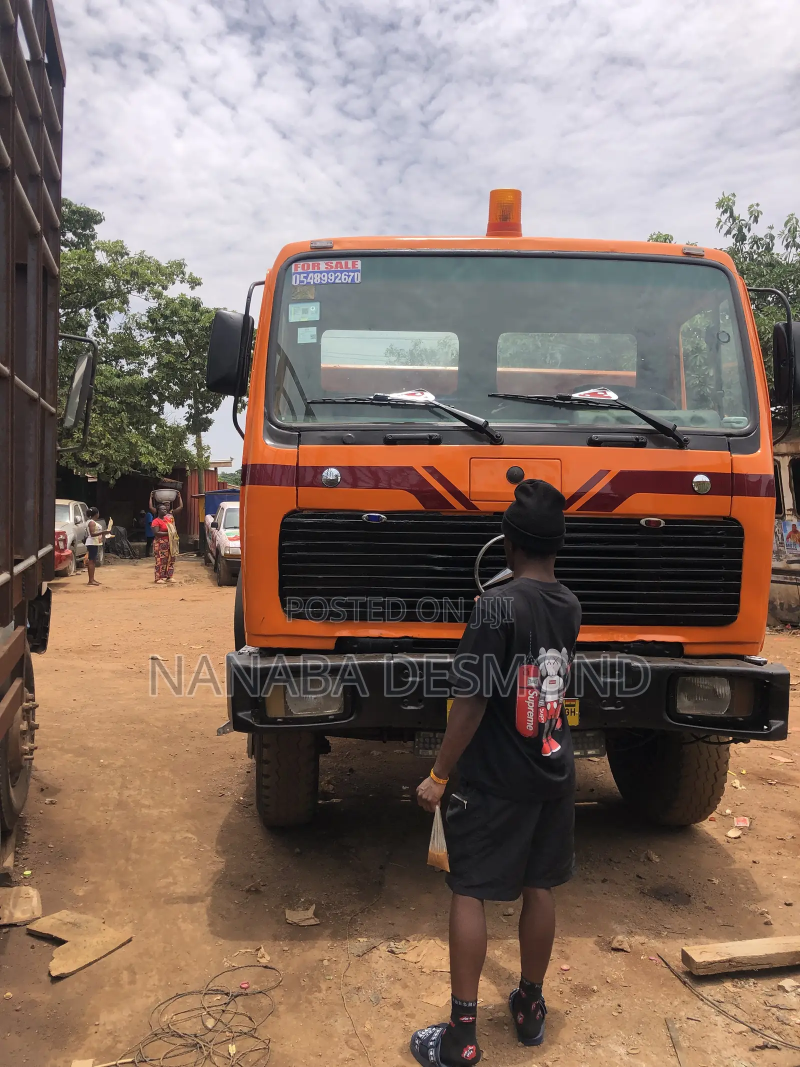 Benz Single Axle for Sale at a Cool Price