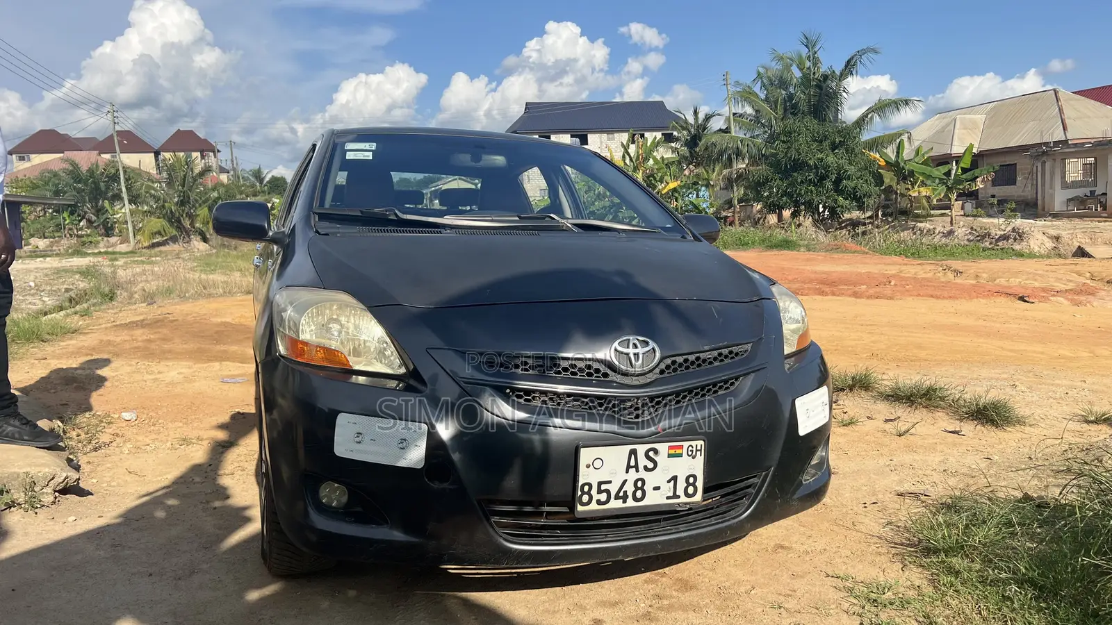 Toyota Yaris Base Sedan 4dr 2010 Gray