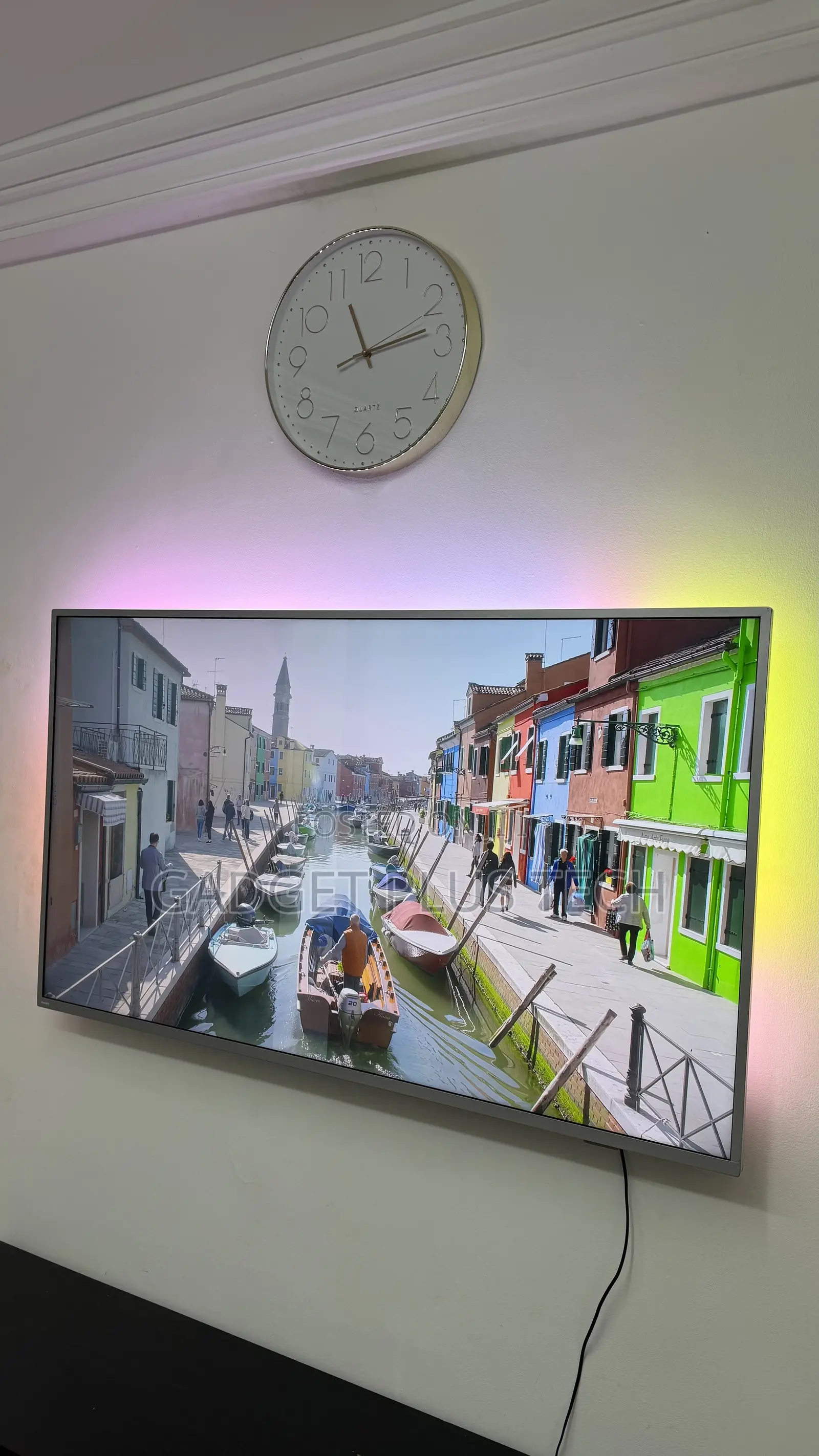 58” Philips Andriod TV (Shadow Line on the Screen)