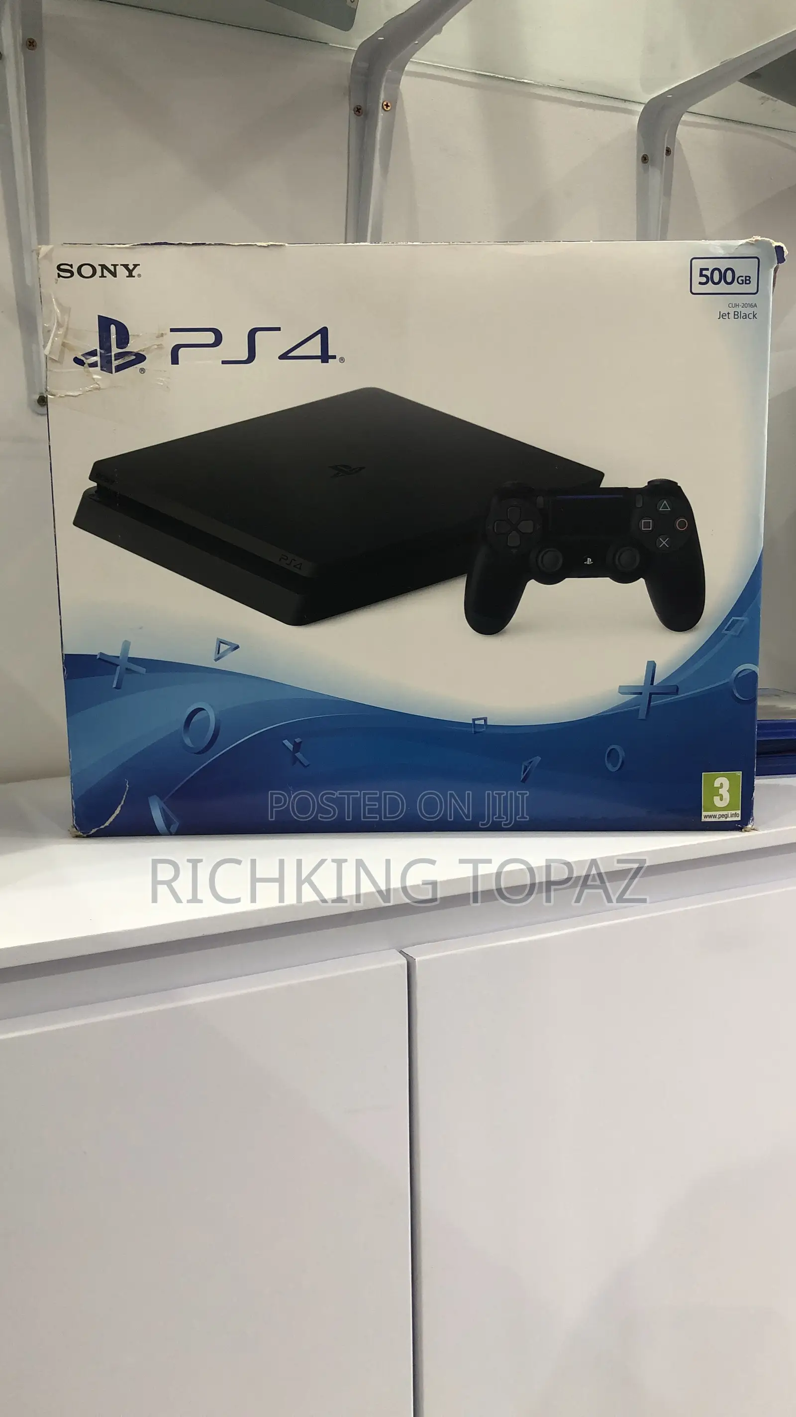 Play Station 4