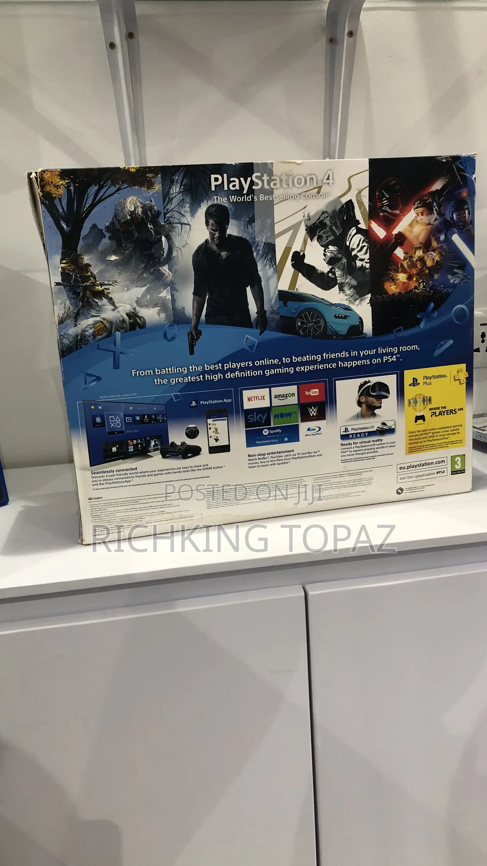 Play Station 4