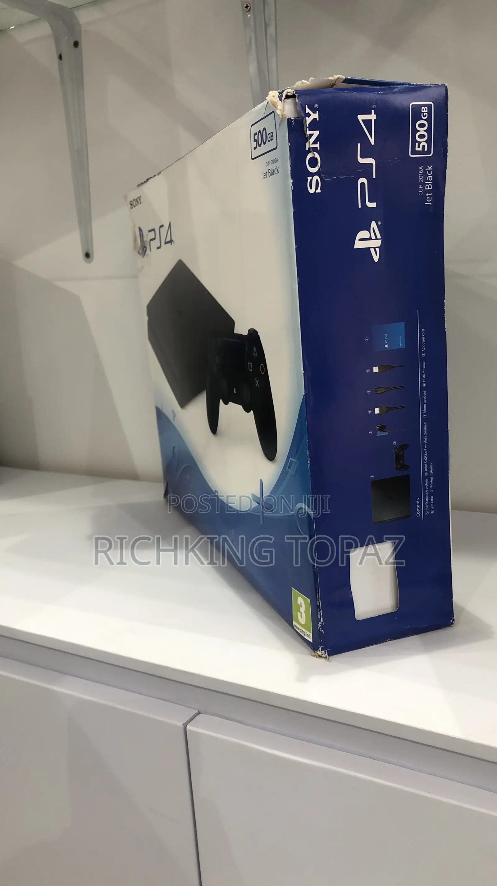 Play Station 4