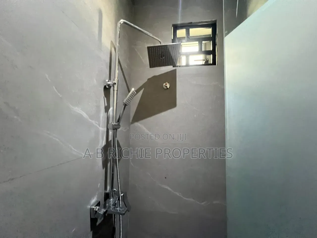 4bdrm House in Ab Richie Properties, Tseaddo for rent