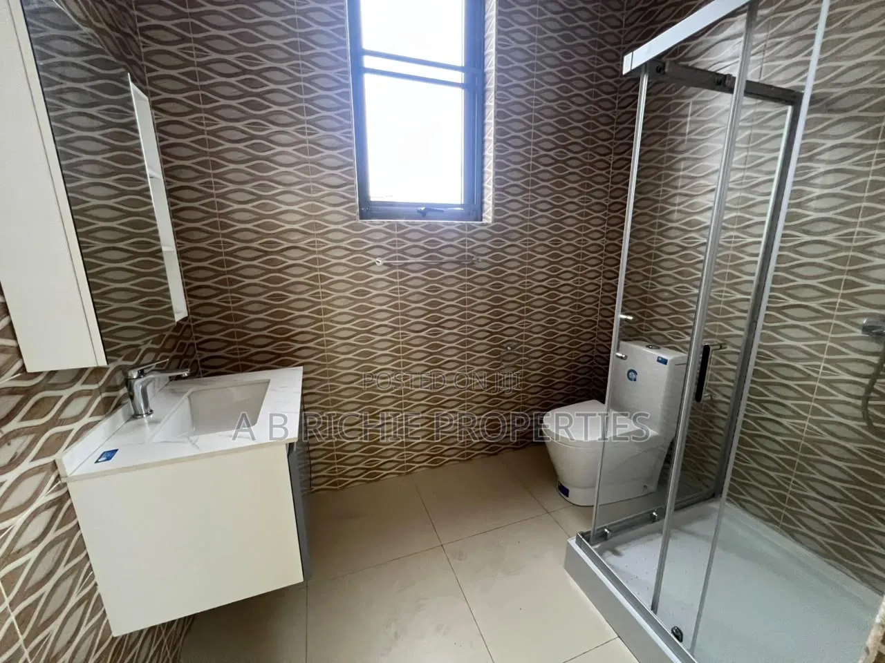 4bdrm House in Ab Richie Properties, Tseaddo for rent