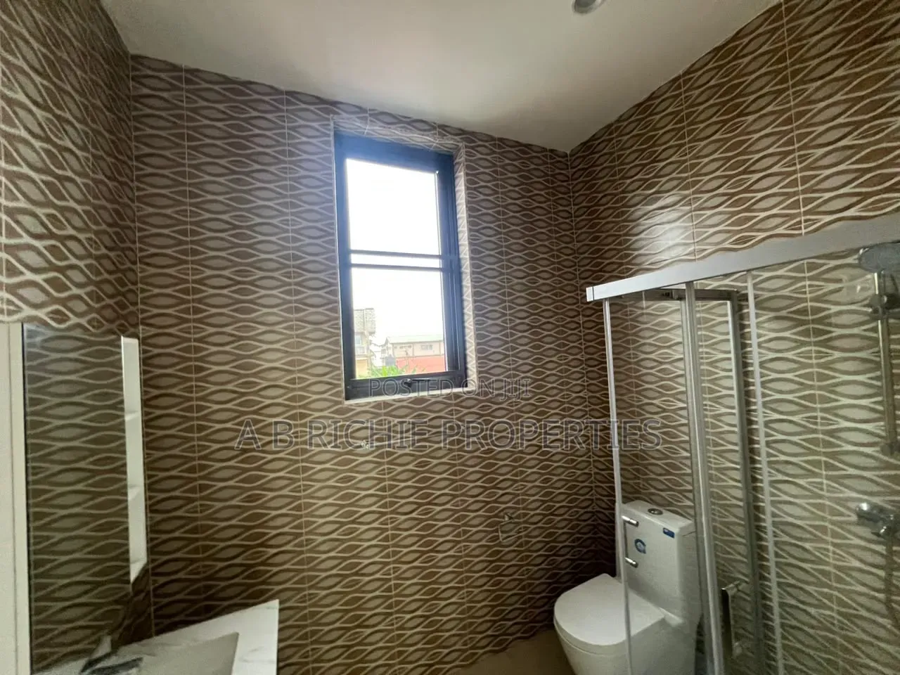 4bdrm House in Ab Richie Properties, Tseaddo for rent