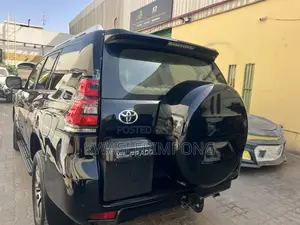 Toyota Land Cruiser Prado 4.0 Petrol TX-L 2022 Black