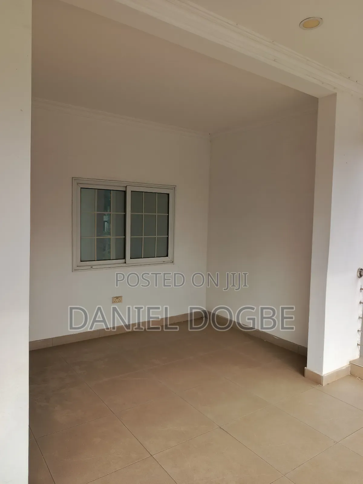 7bdrm House in Etordan, Boundary Road Area for rent