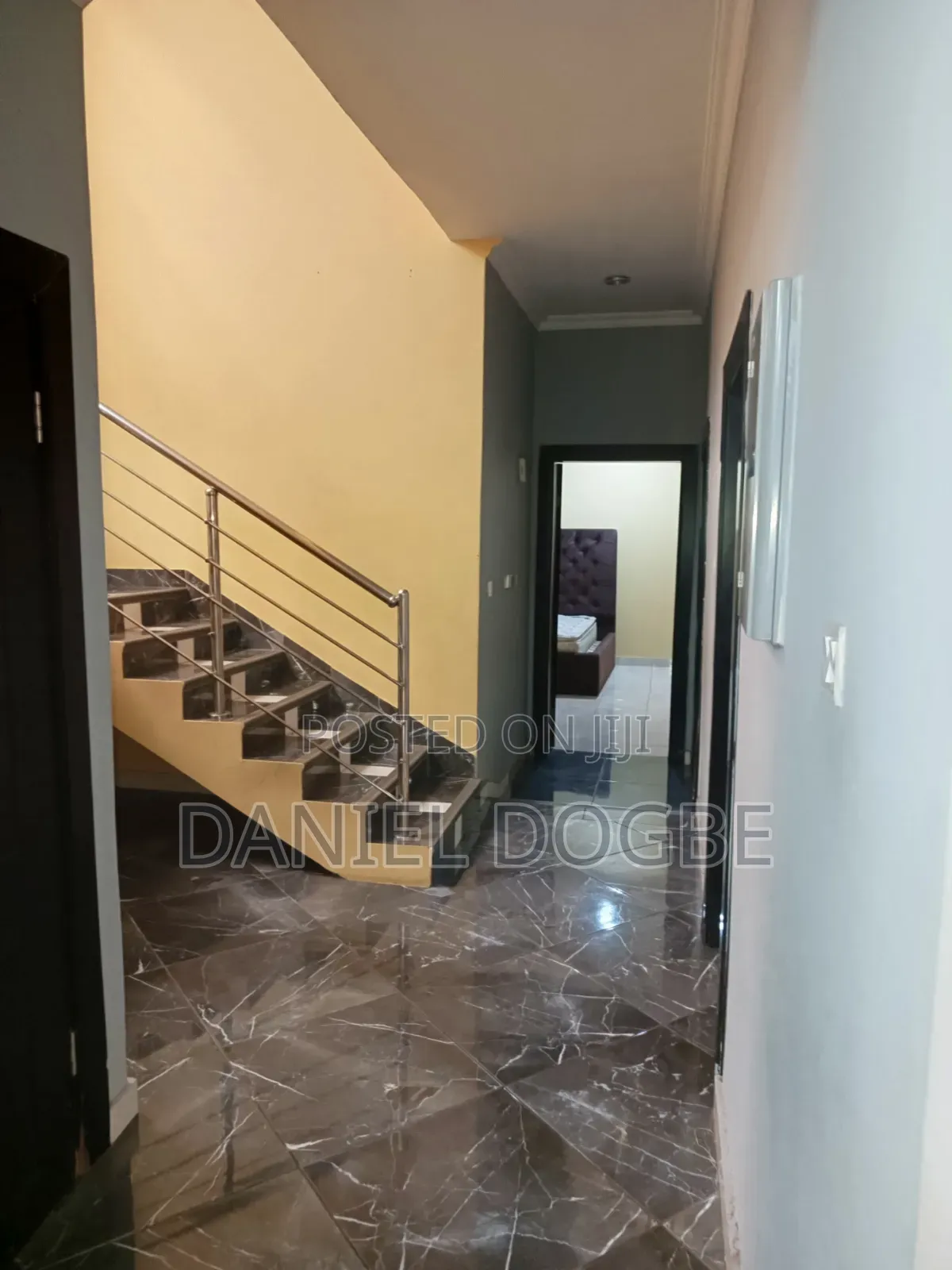 7bdrm House in Etordan, Boundary Road Area for rent