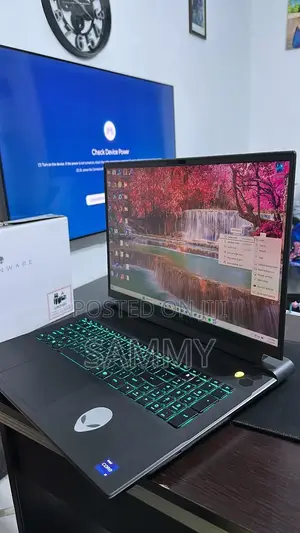 Laptop Alienware M18 R2 32GB Intel Core i9 SSD 1T
