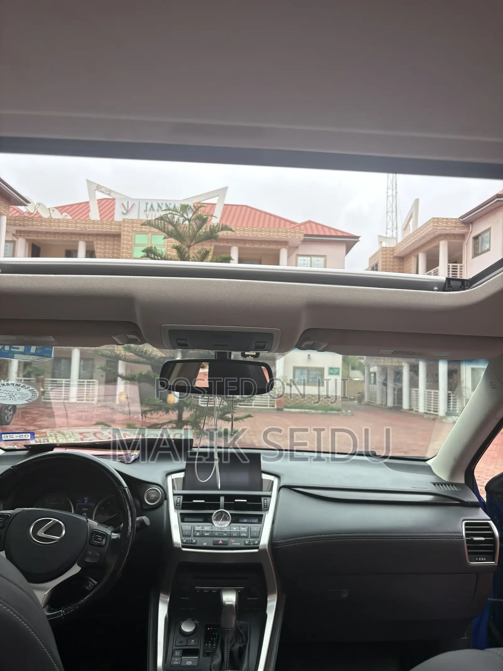 Lexus NX 2016 Blue