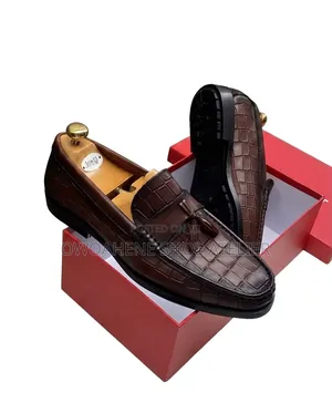 Ferragamo Amen's Coffee-Brown Leather Tassel Loafers
