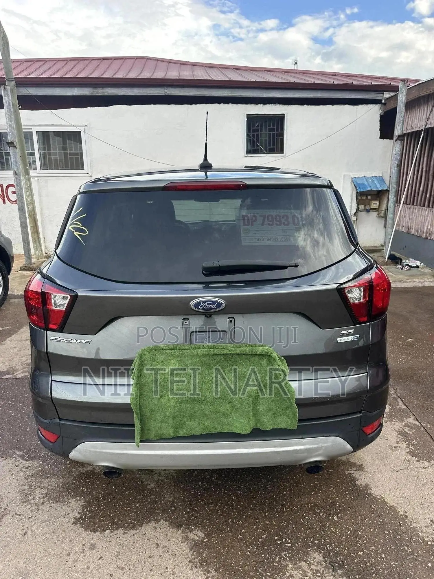 Ford Escape SE 4x4 2019 Gray