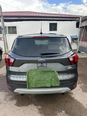 Ford Escape SE 4x4 2019 Gray