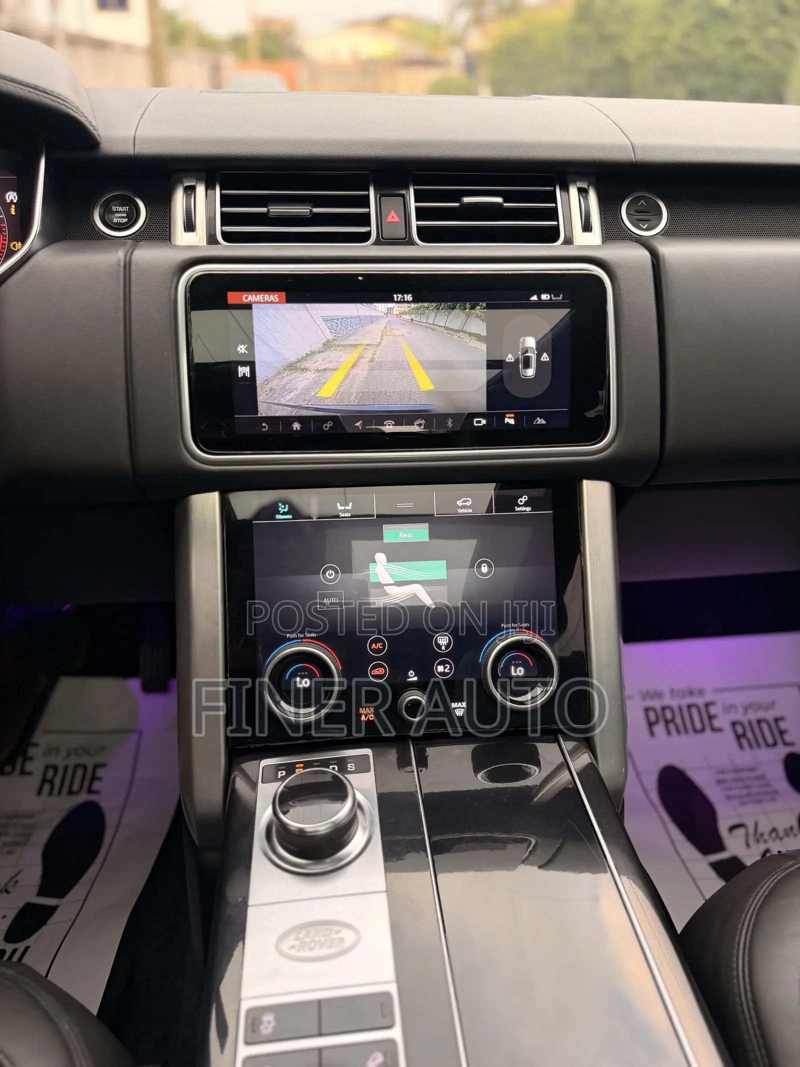 Land Rover Range Rover Vogue 2019 Black