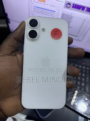 Apple iPhone 16 128 GB White