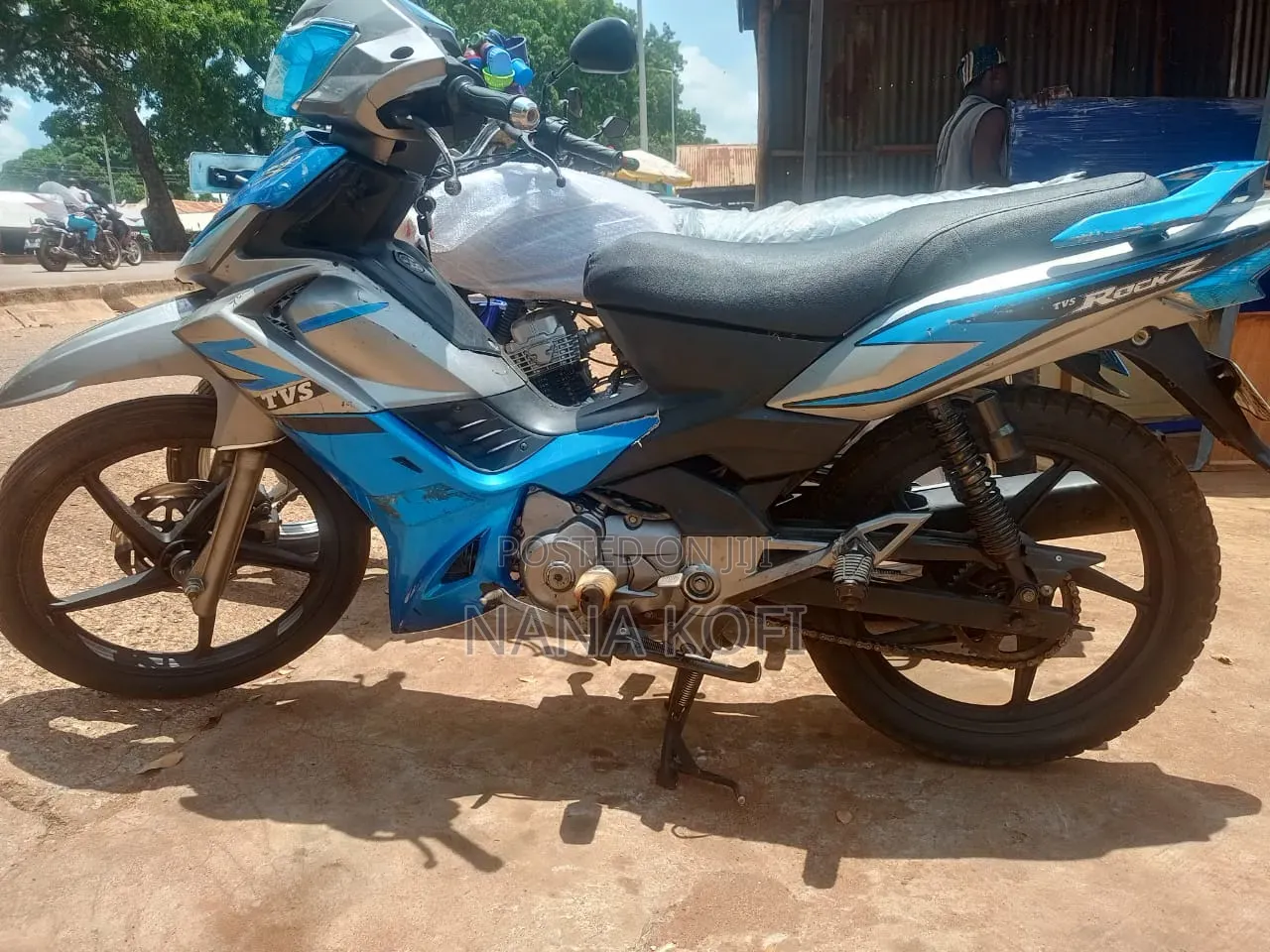 TVS Rockz 125 2025 Gray