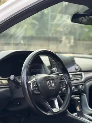 Honda Accord Sport 2018 White