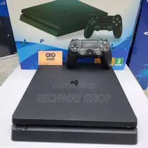 Play Station 4