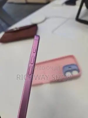 Apple iPhone 16 128 GB Pink