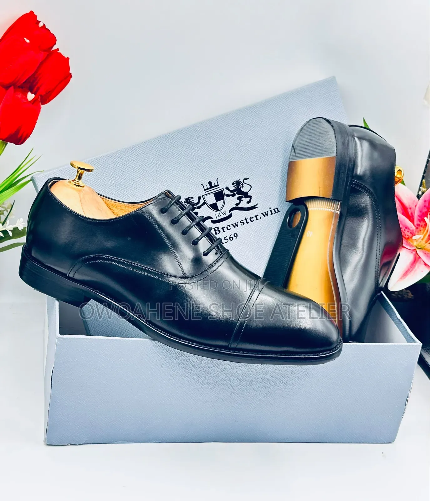 Men's Black Cap-Toe Oxford Dress Shoes.