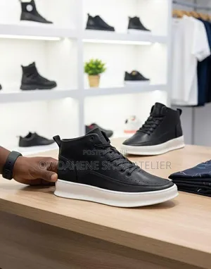 Timberland Seneca Bay Hiker High-Top Sneaker