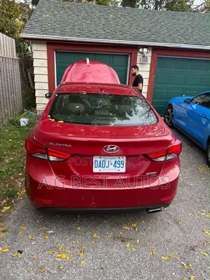 Hyundai Elantra Limited 4dr Sedan (1.8L 4cyl 6A) 2015 Red