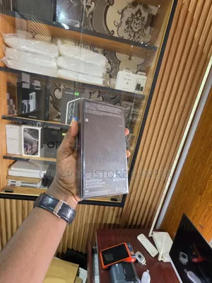 New Apple iPhone 12 Pro Max 128 GB Blue