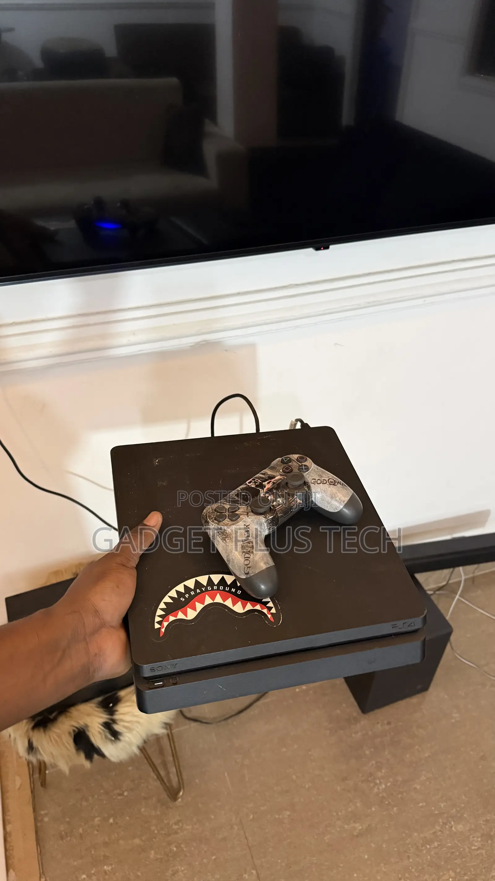 PS4 Slim 500GB 4 Offline Games