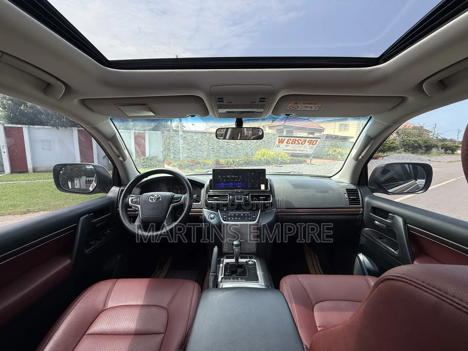 Toyota Land Cruiser 5.7 V8 VXR 2017 White
