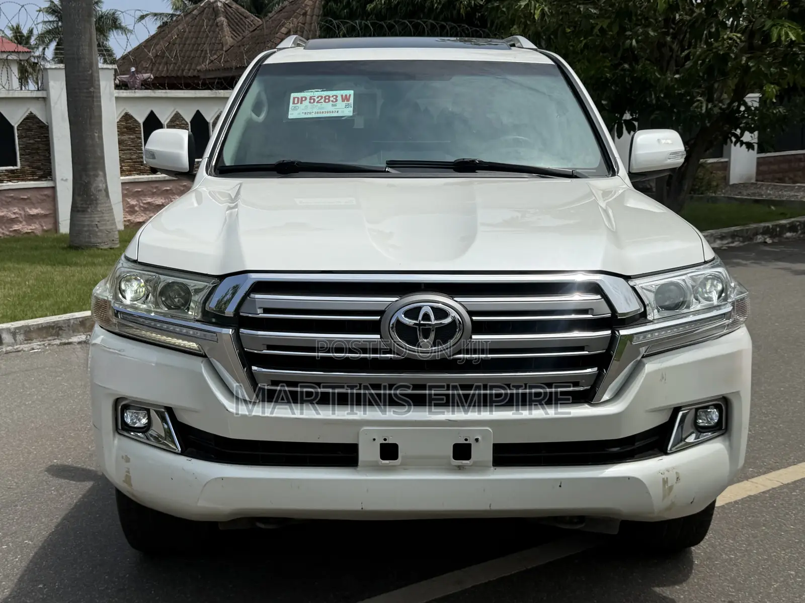 Toyota Land Cruiser 5.7 V8 VXR 2017 White