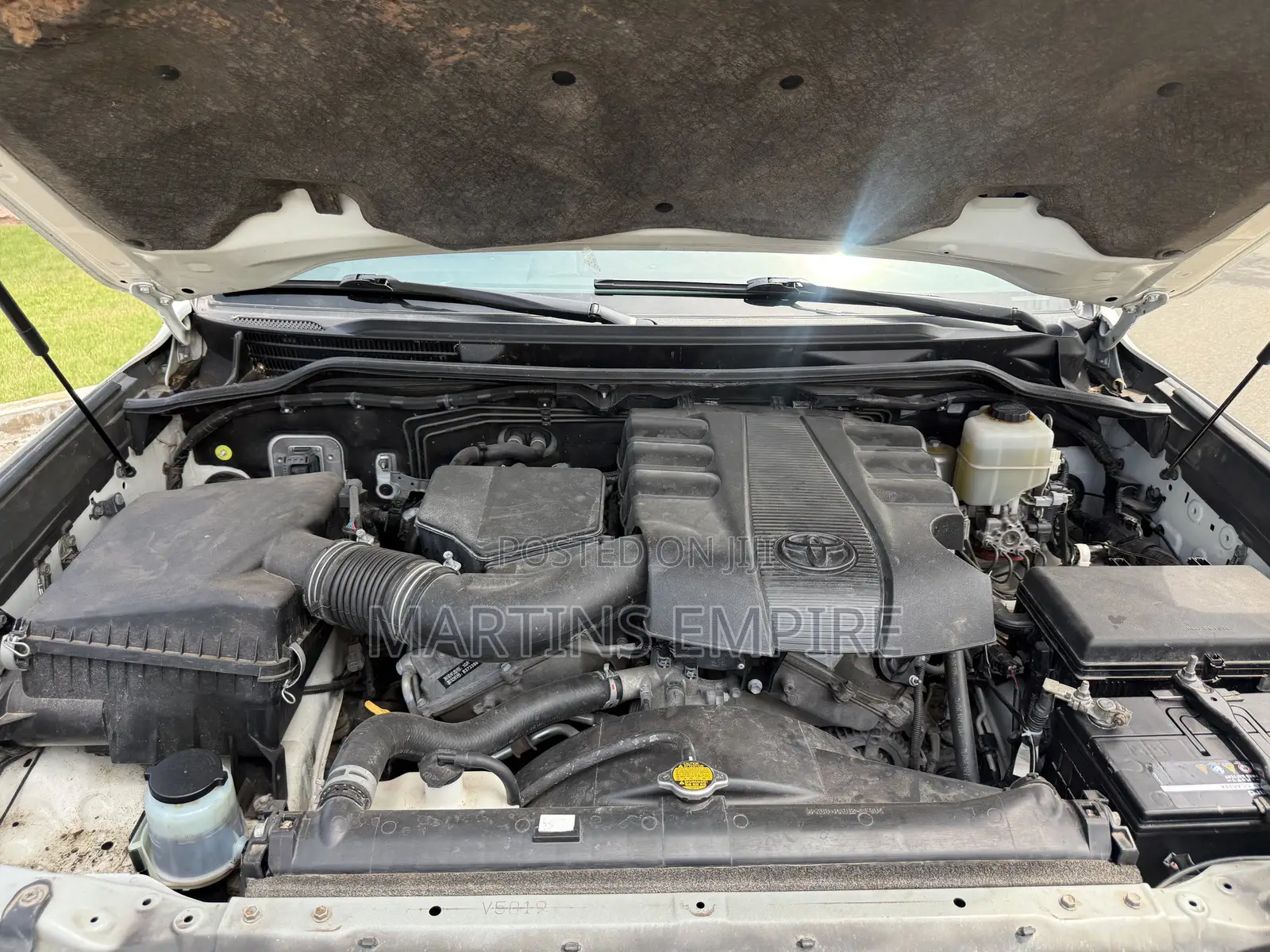 Toyota Land Cruiser 5.7 V8 VXR 2017 White