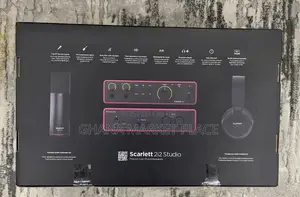 Focusrite Scarlett 2i2 Studio 4th Gen Bundle