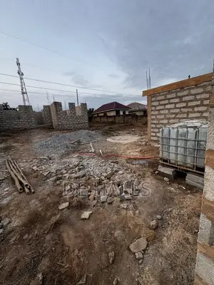 5bdrm House in Ofaakor, Awutu Senya East Municipal for sale