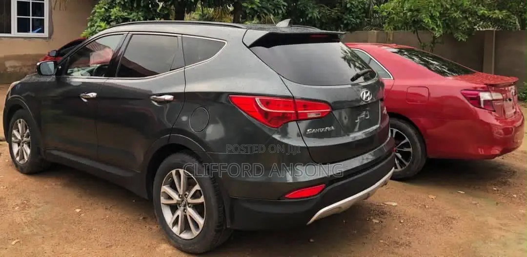 Hyundai Santa Fe Limited 4dr SUV (3.3L 6cyl 6A) 2015 Black