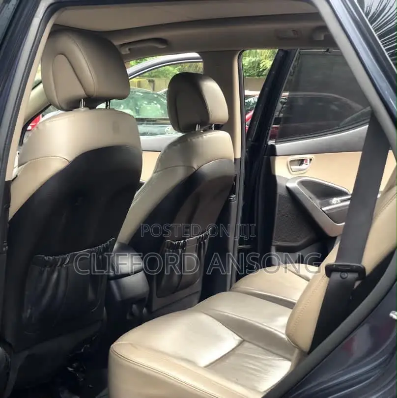 Hyundai Santa Fe Limited 4dr SUV (3.3L 6cyl 6A) 2015 Black