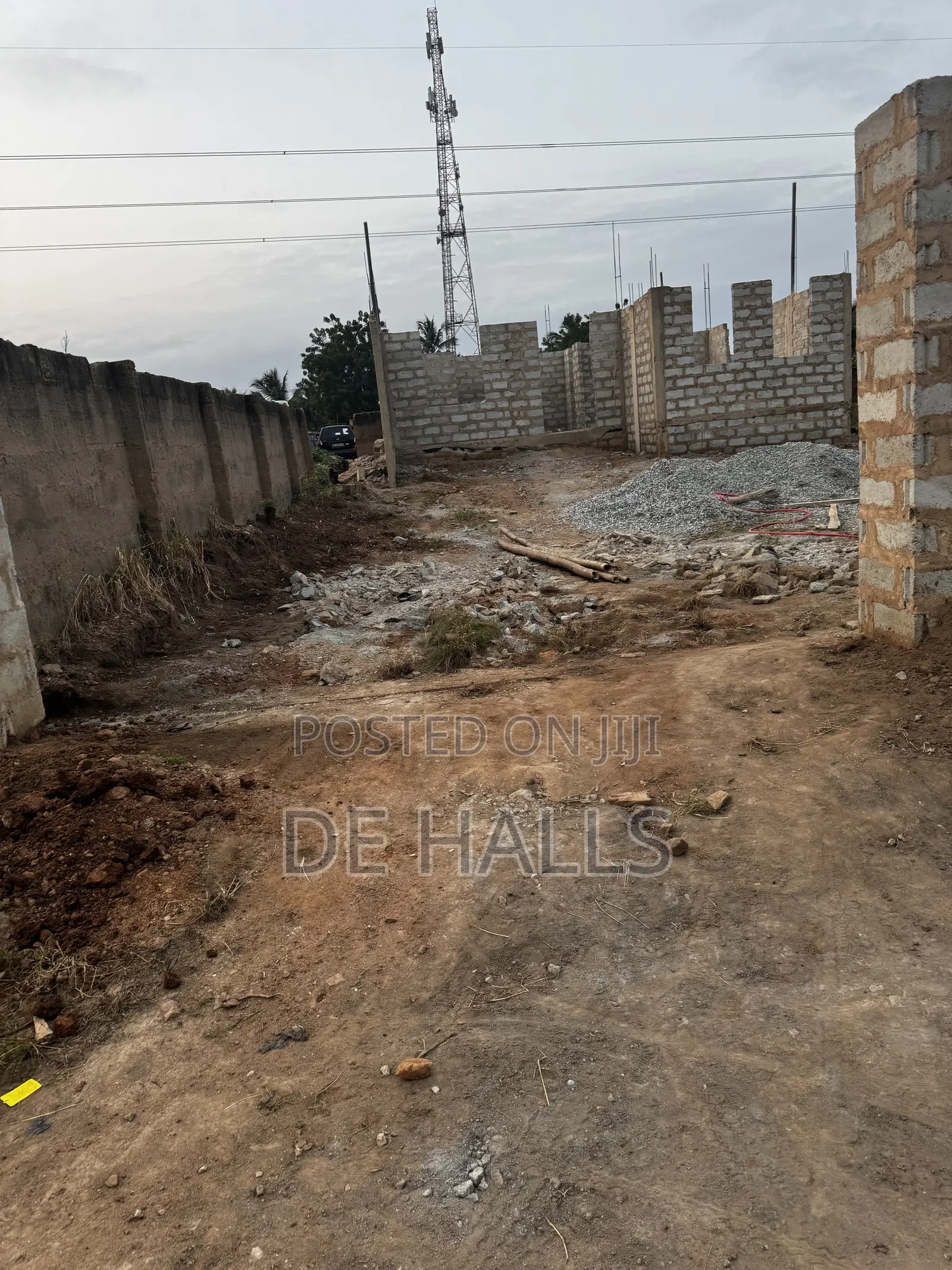 5bdrm House in Ofaakor, Awutu Senya East Municipal for sale