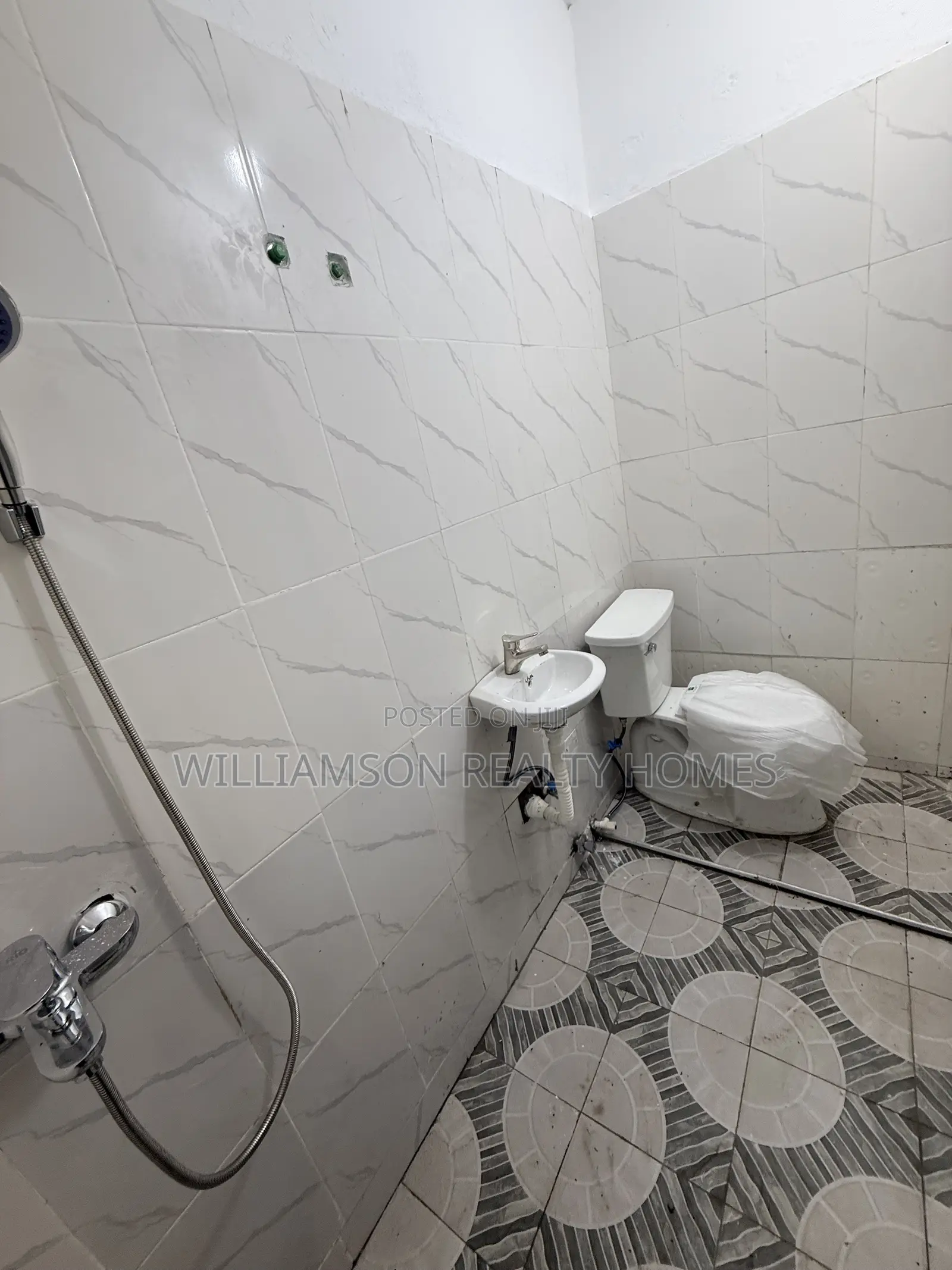 2bdrm Apartment in Kotobabi Ecobank, Spintex for rent