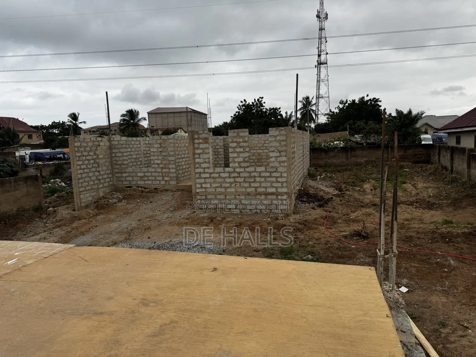 5bdrm House in Ofaakor, Awutu Senya East Municipal for sale
