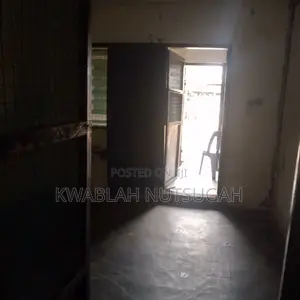 1bdrm Room & Parlour in Cold Store for rent