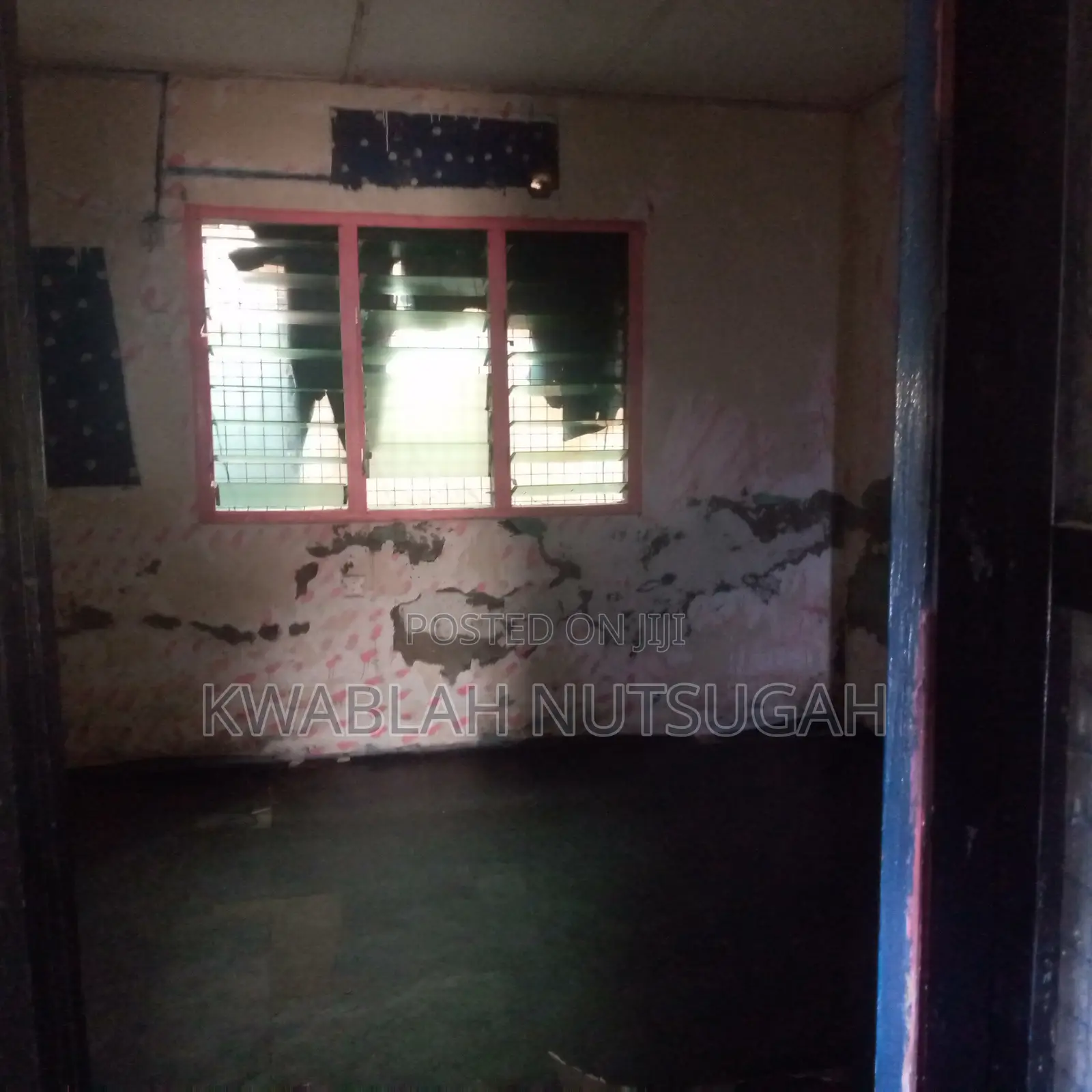 1bdrm Room & Parlour in Cold Store for rent
