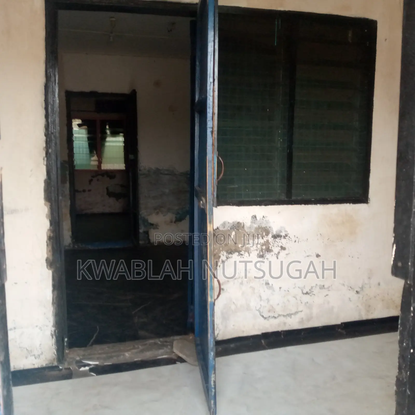 1bdrm Room & Parlour in Cold Store for rent