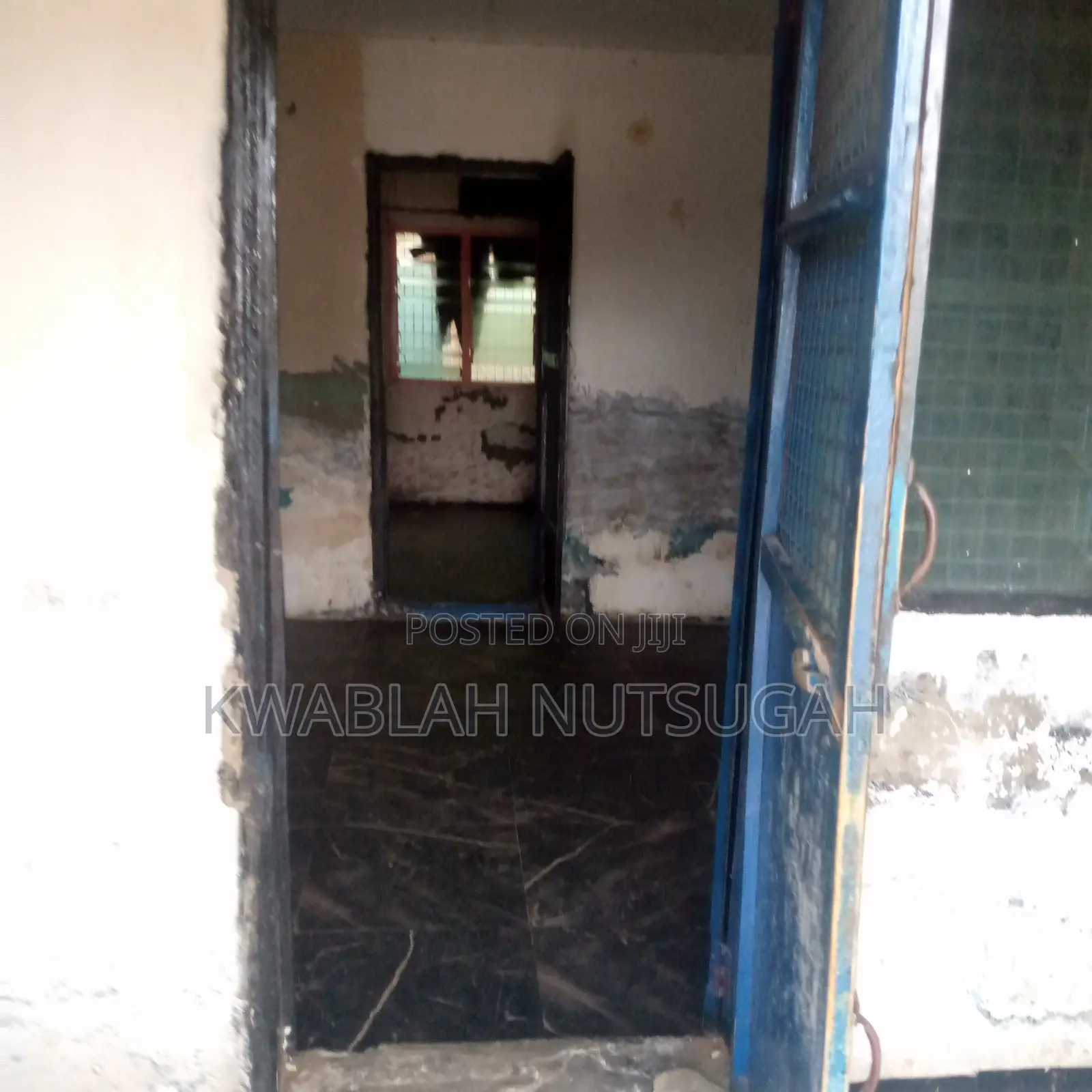 1bdrm Room & Parlour in Cold Store for rent