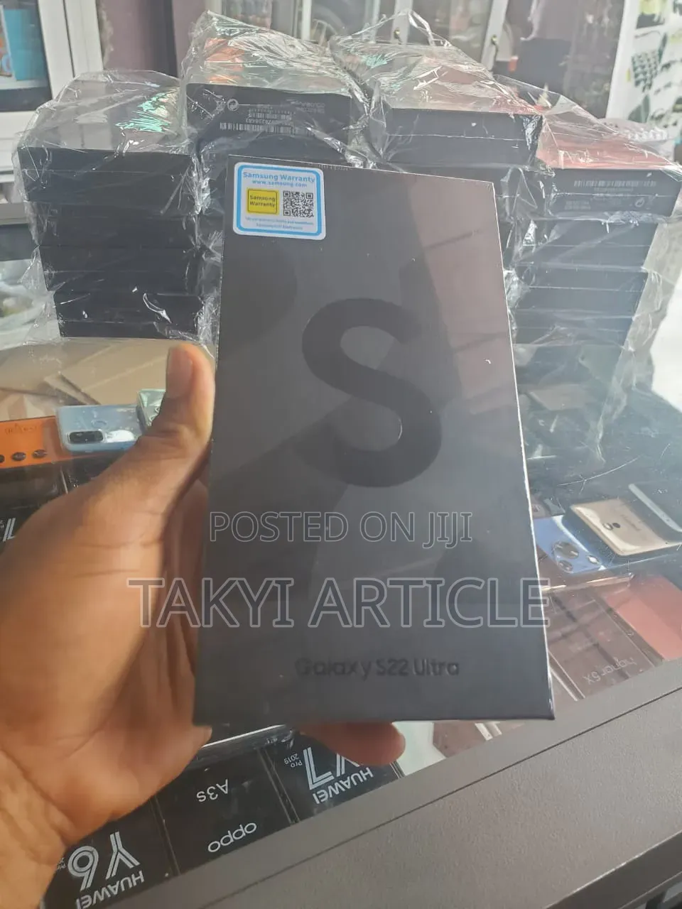 New Samsung Galaxy S22 Ultra 5G 256 GB Bronze