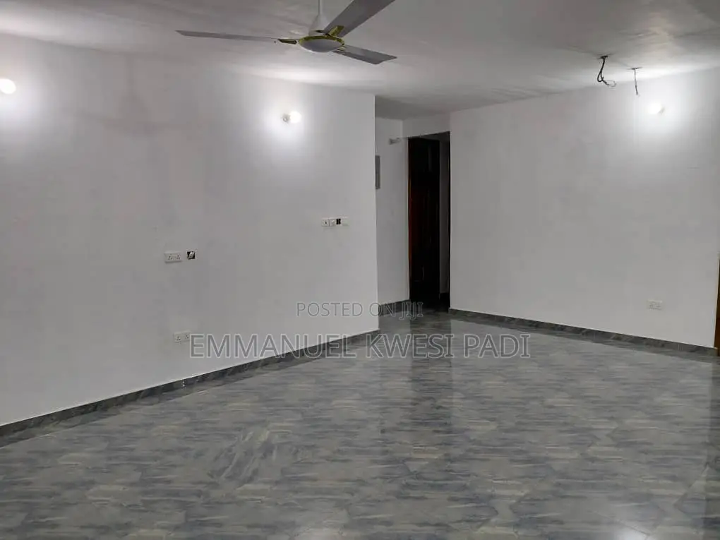 2bdrm Apartment in Danfa for rent