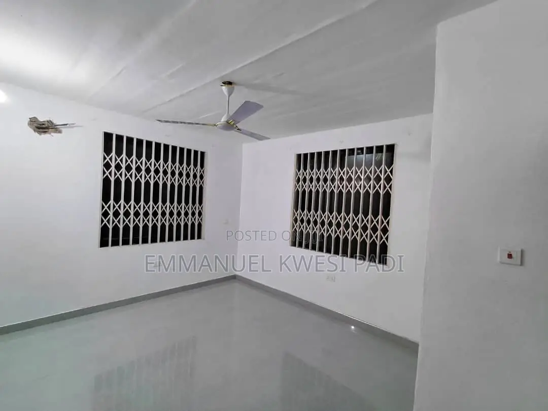 2bdrm Apartment in Danfa for rent