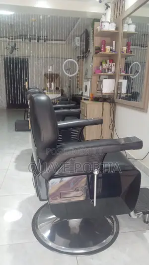 Professional Barber Wanted